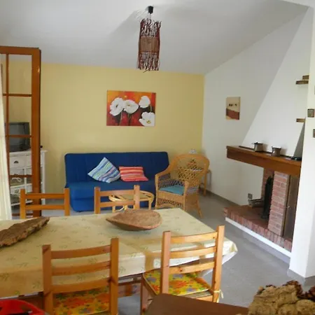 Sardamare Casa Vacanze Aparthotel *