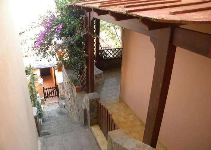 Sardamare Casa Vacanze Hotel apartamentowy *